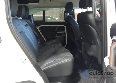 2024 Land Rover Defender 110 P400 S from USA, damaged, VIN SALEJ7EU1R2263874